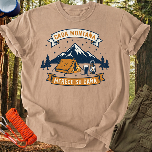 Camiseta Cada Montaña Merece su Caña